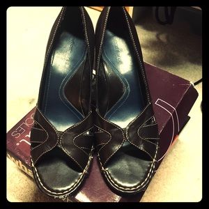 AEROSOLE WHAT’S WHAT BROWN WEDGES✨